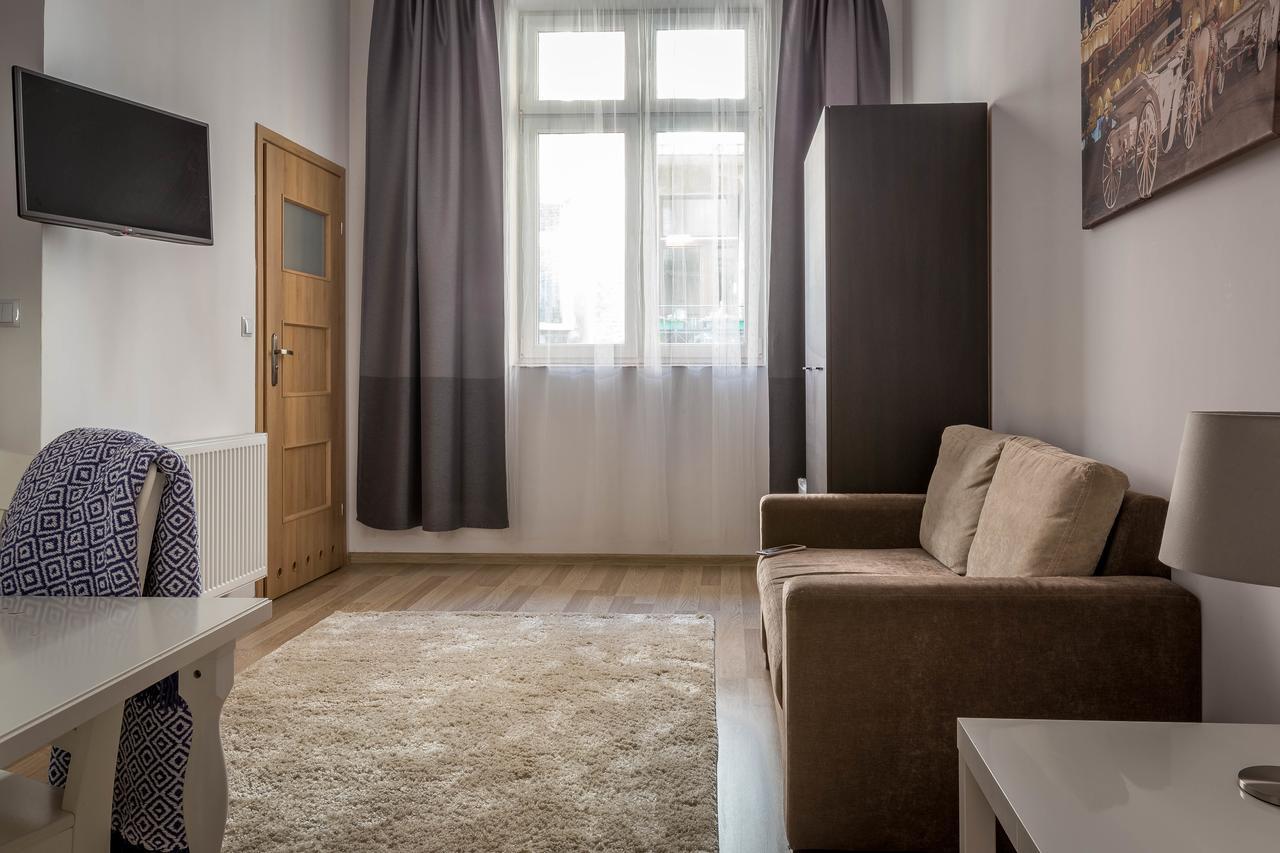 Fragola Budget Apartments & Rooms Cracovia Esterno foto